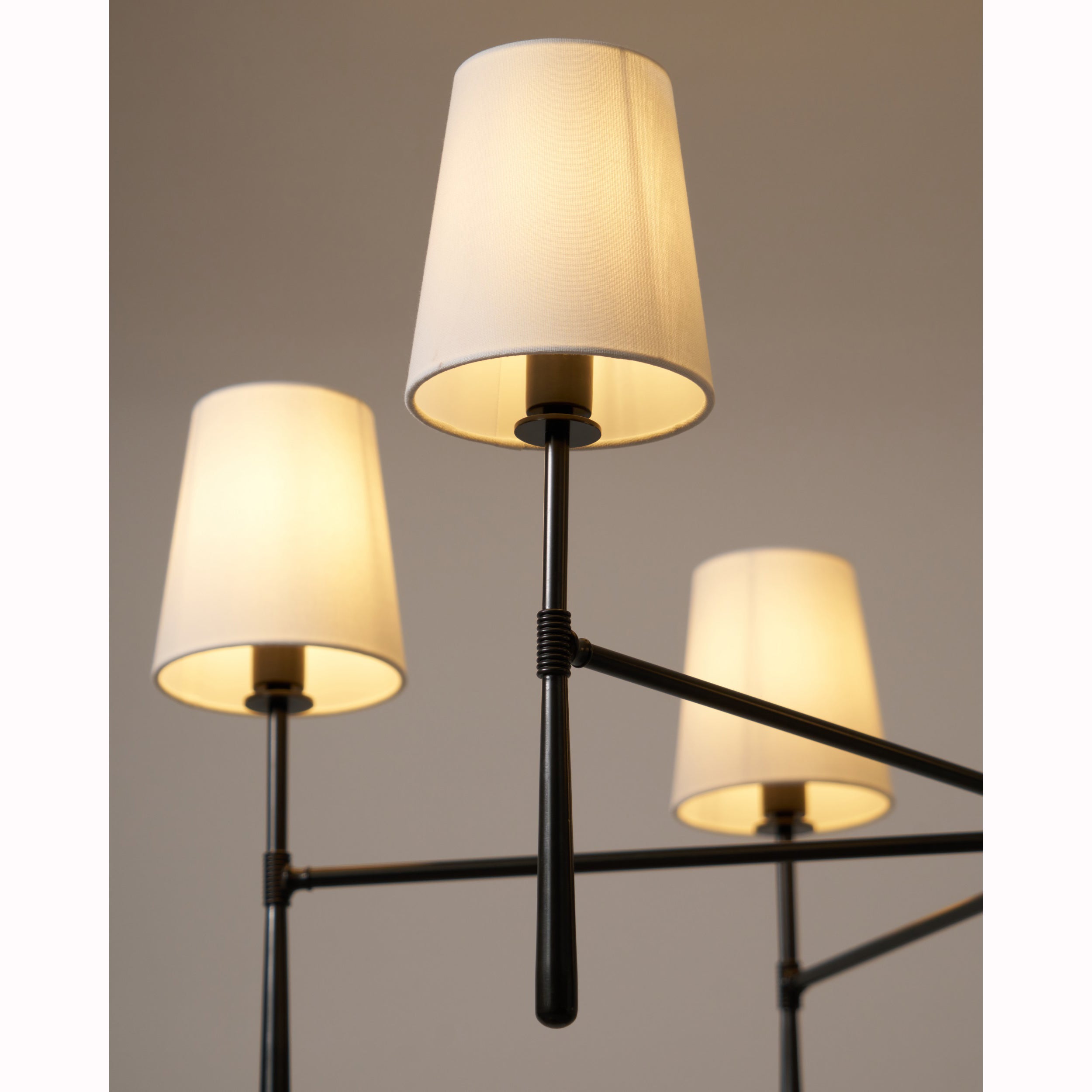 Chandelier Light Fixture – Mid-Century Modern Chandelier with Fabric Shades, 4-Light / 6-Light