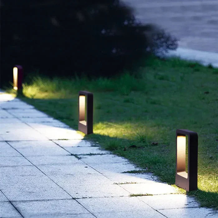 Outdoor Path Light Fixture – Modern LED Bollard Pathway Light