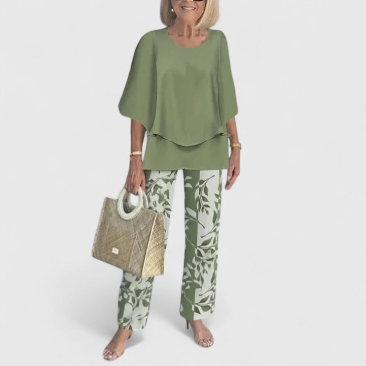Jumpsuit – Elegant Warm-Weather Look