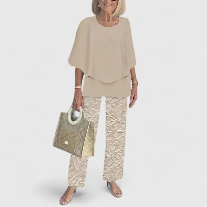 Jumpsuit – Elegant Warm-Weather Look