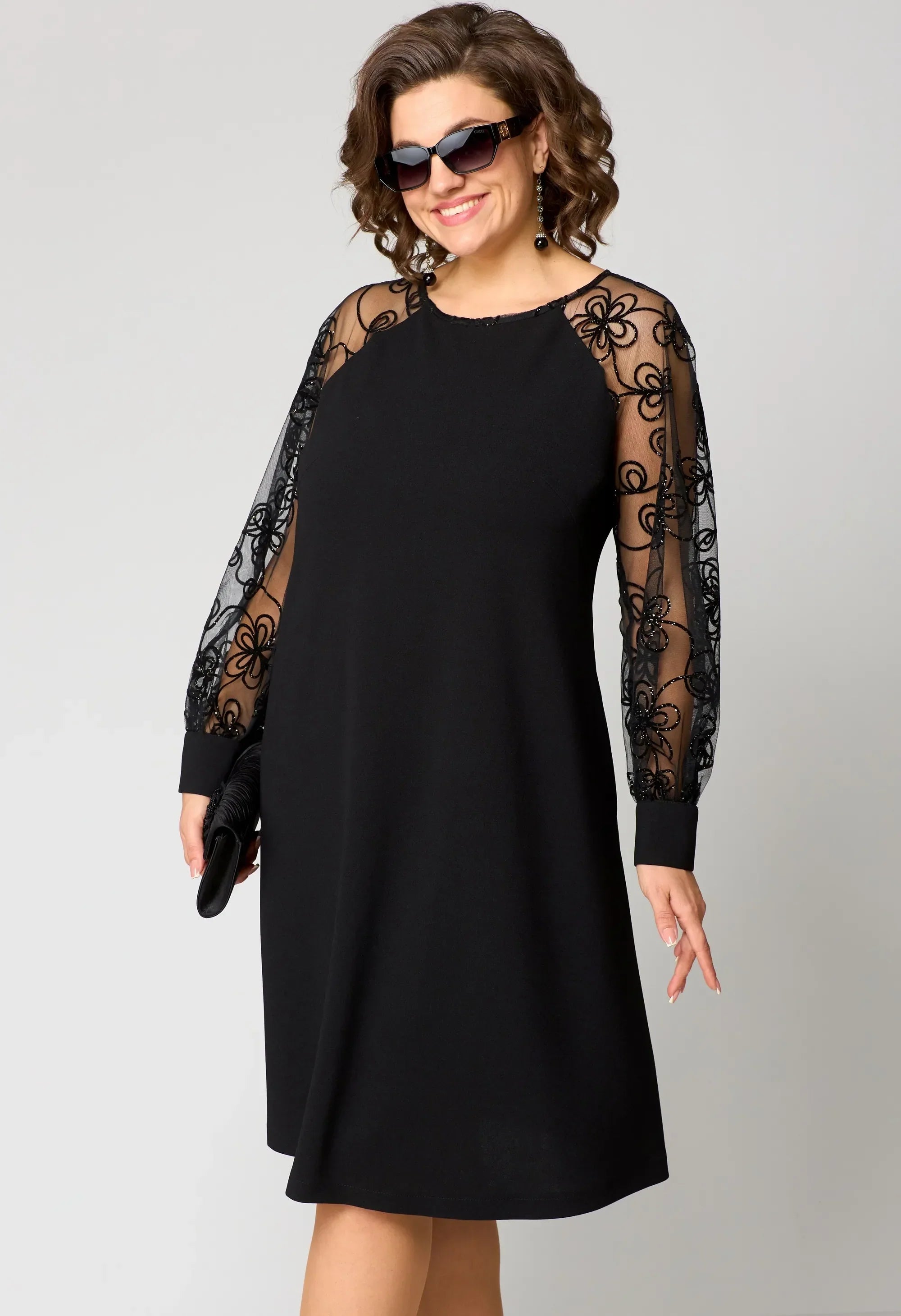 Lace Dress – Evening-Ready Elegance