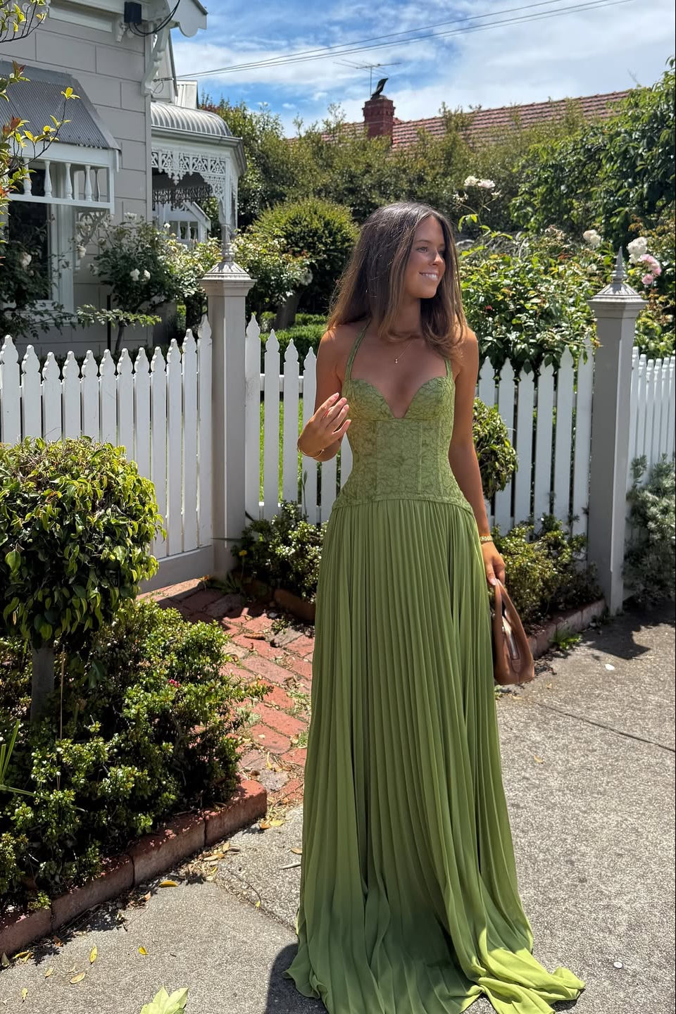Lace Maxi Bodycon Dress – Evening-Ready Elegance