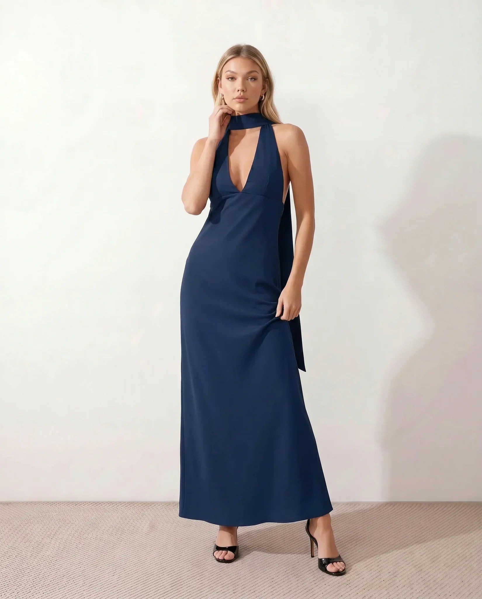 Maxi Bodycon Dress – Refined Wedding Guest Look