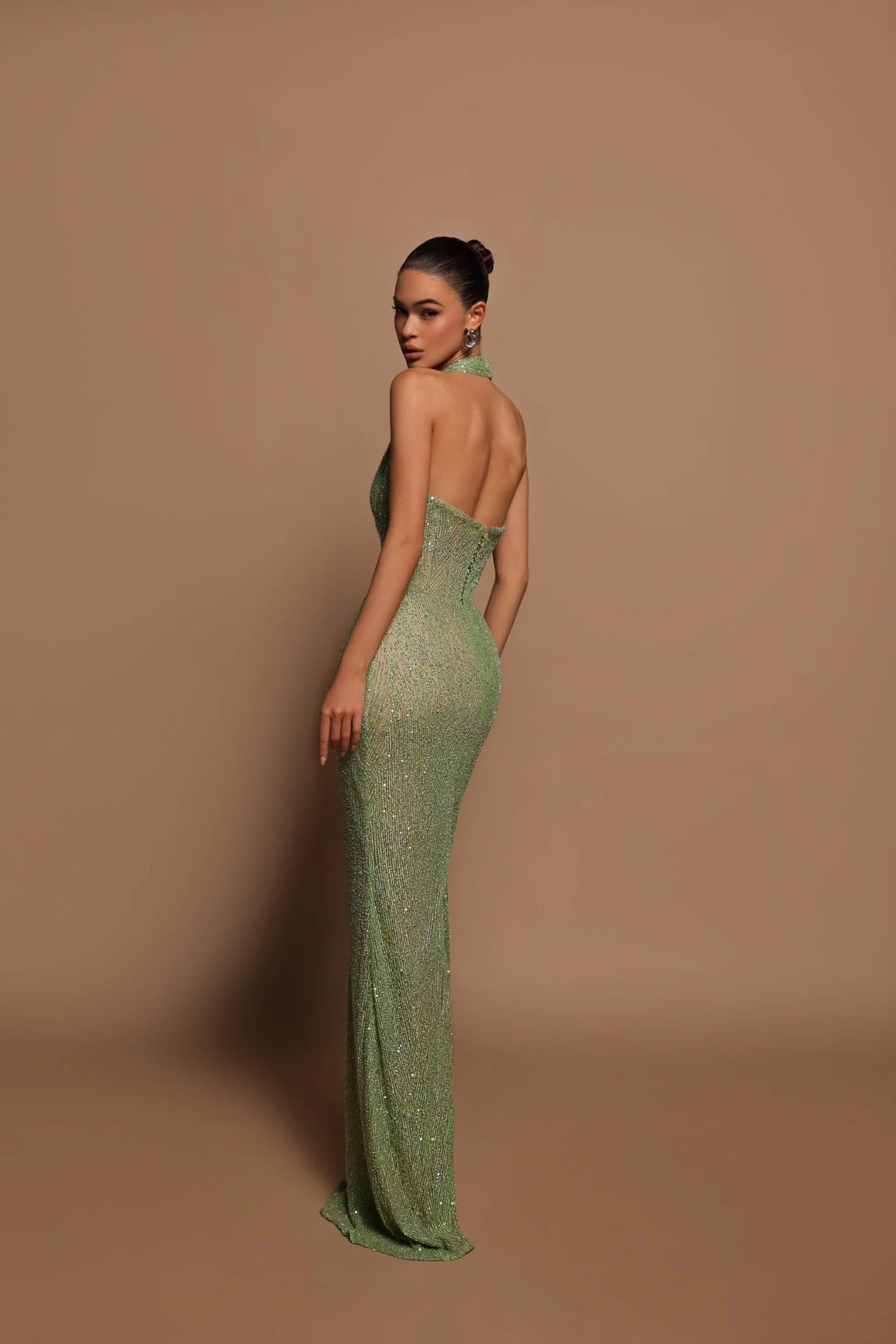 Maxi Halter Dress – Elegant Occasion Silhouette