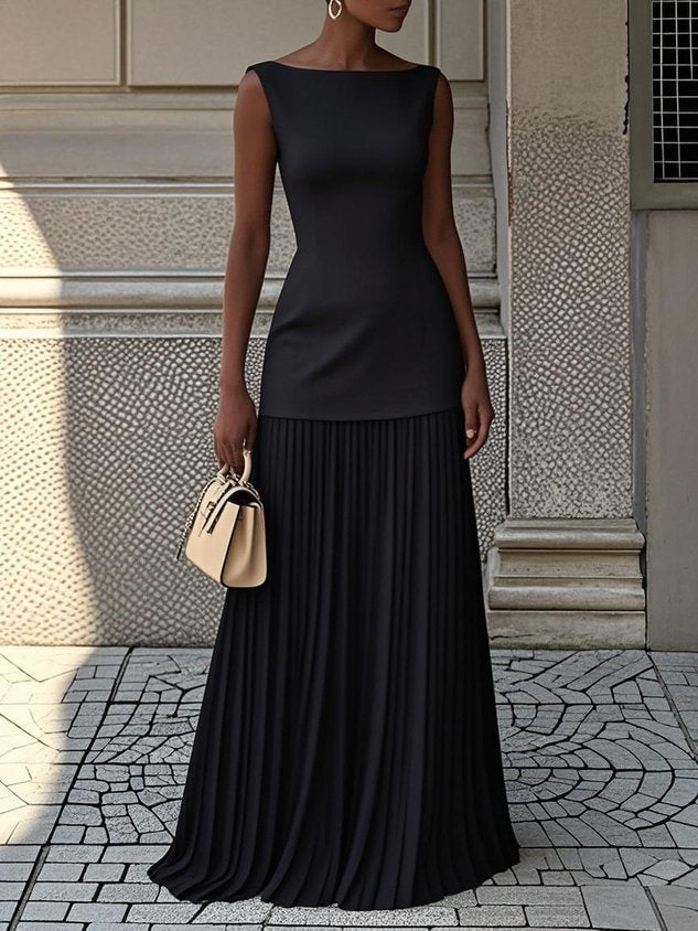 Pleated Dress – Evening-Ready Elegance