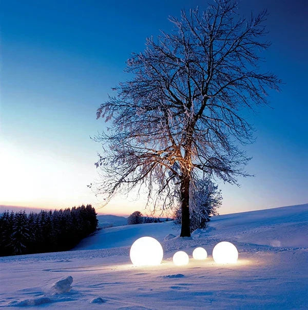 LED Outdoor Globe Light – Rechargeable Waterproof Garden Light