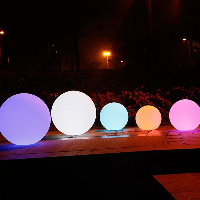 LED Outdoor Globe Light – Rechargeable Waterproof Garden Light