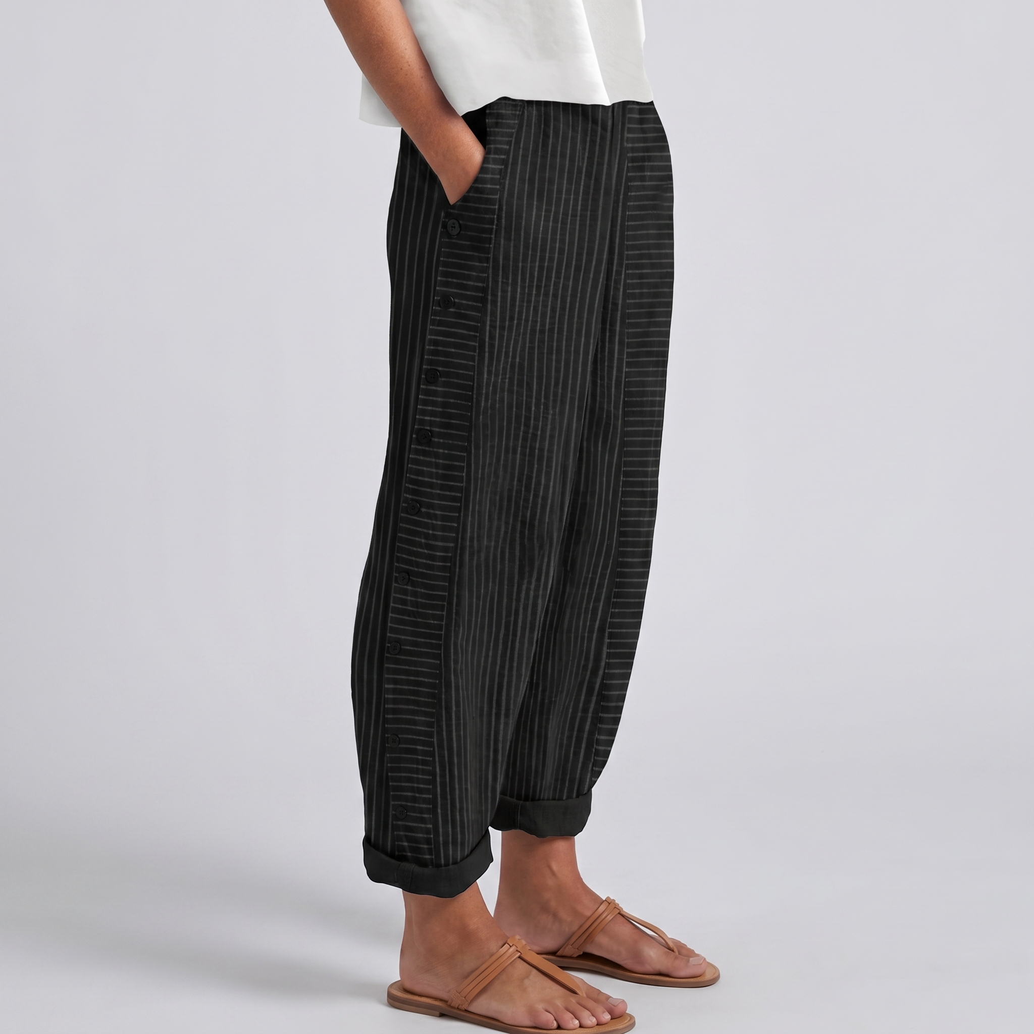 Striped Straight-Leg Trousers – Easy Summer Style