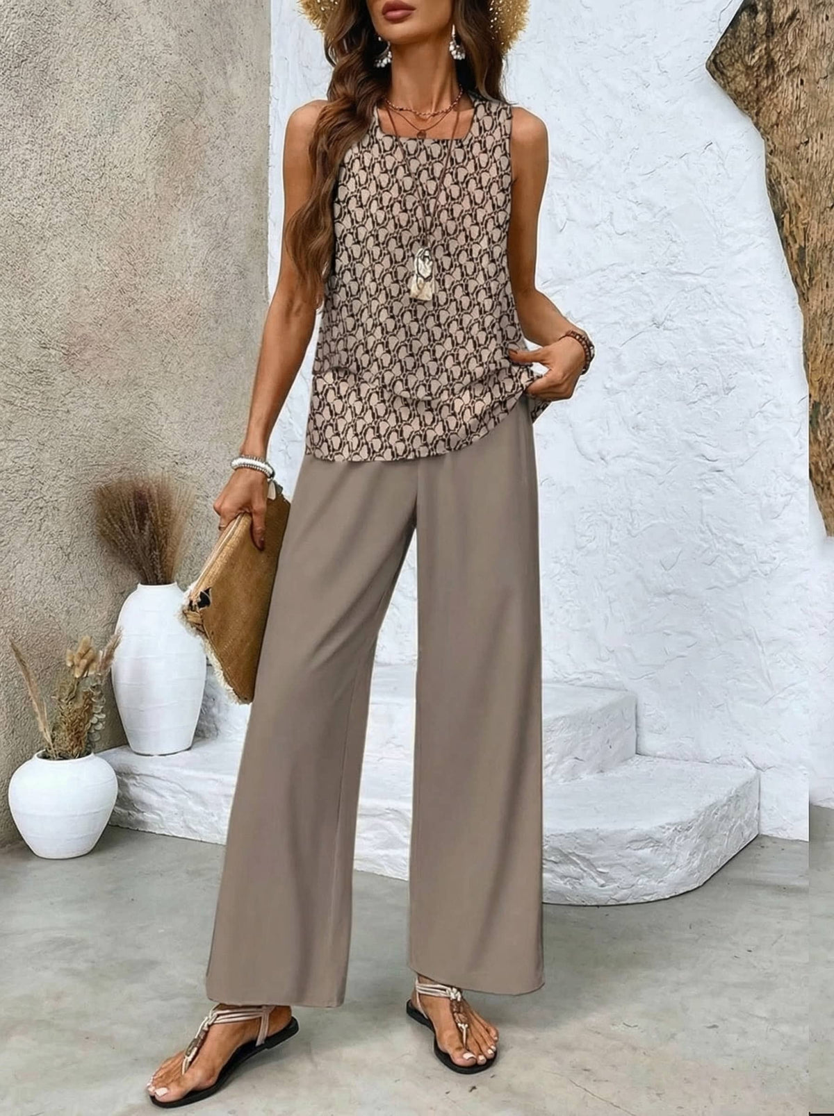 Printed Top – Elegant Warm-Weather Look