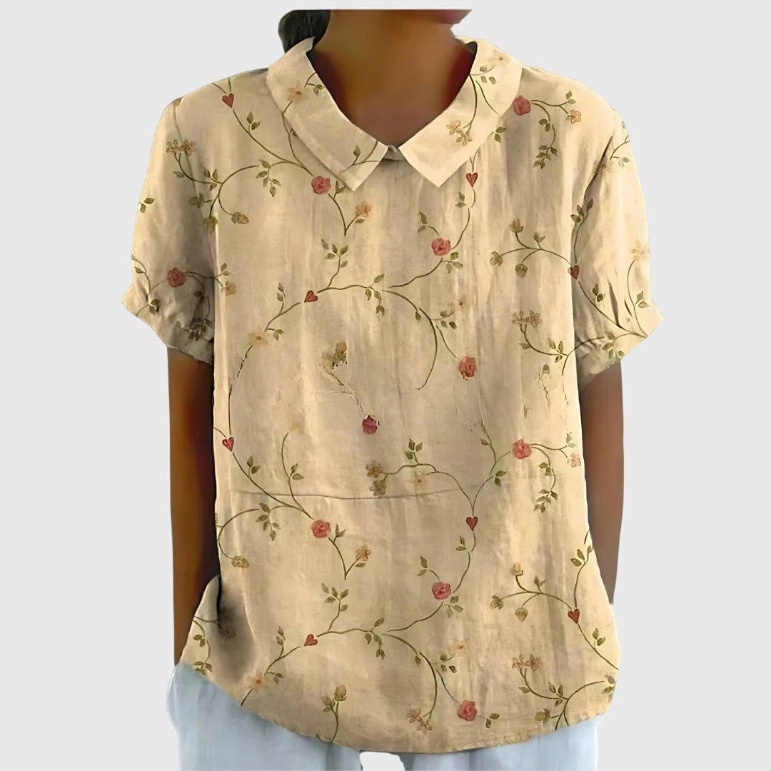Floral Blouse – Elegant Warm-Weather Look