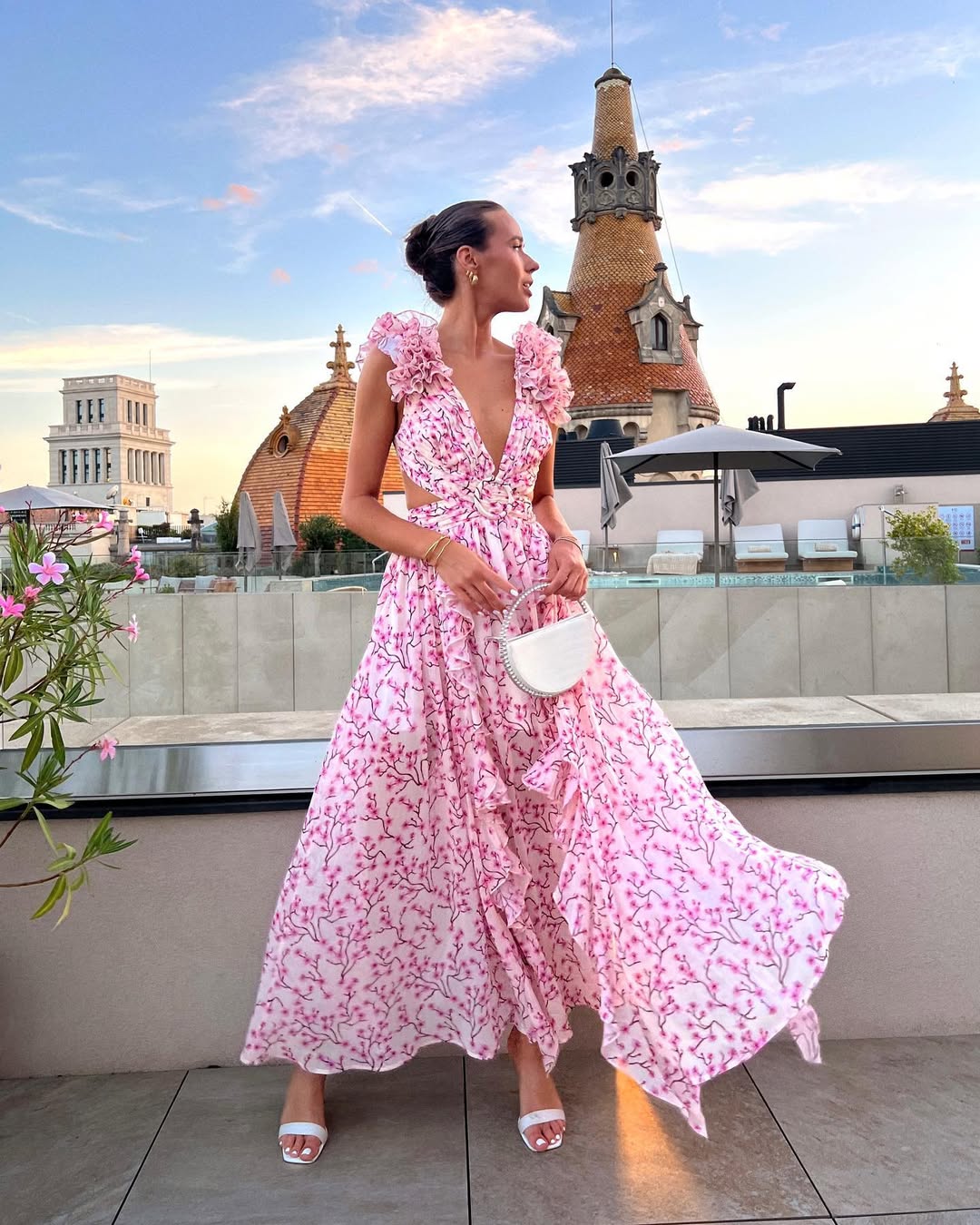 Floral Maxi Sleeveless Wedding Guest Dress – Effortless Elegance