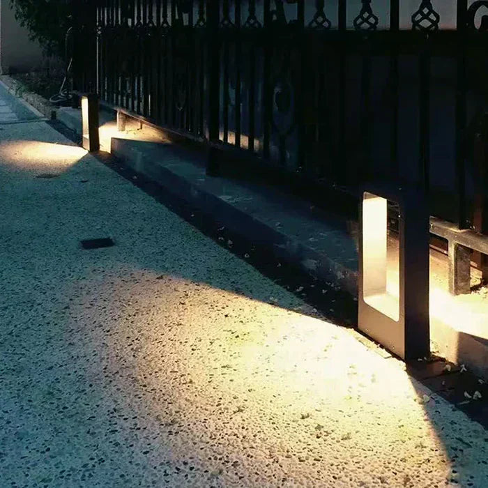 Outdoor Path Light Fixture – Modern LED Bollard Pathway Light