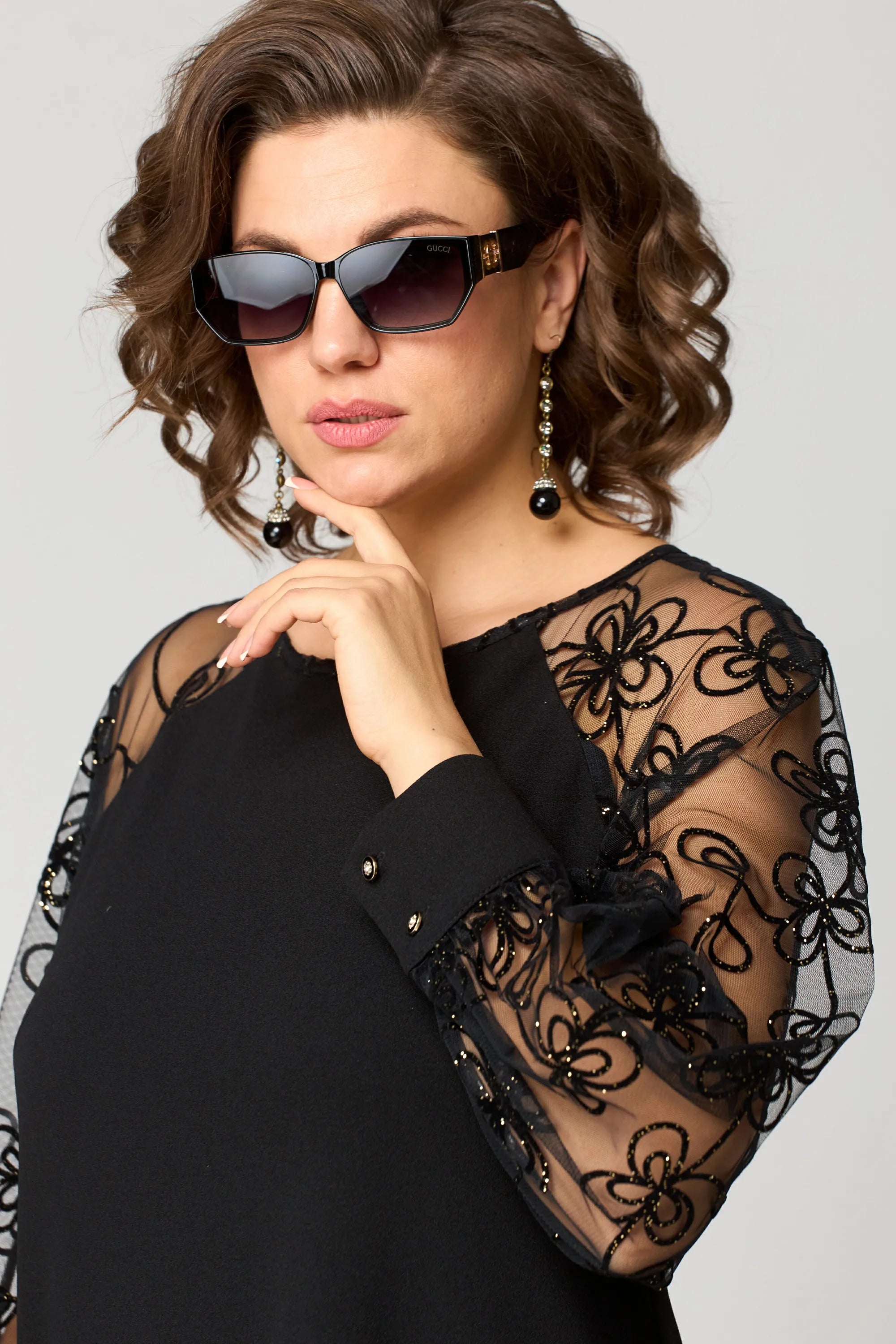 Lace Dress – Evening-Ready Elegance