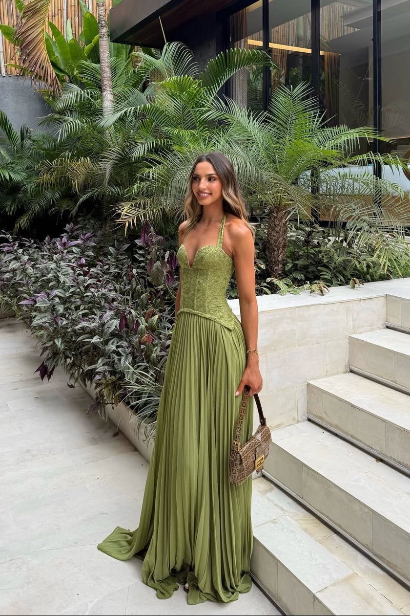 Lace Maxi Bodycon Dress – Evening-Ready Elegance