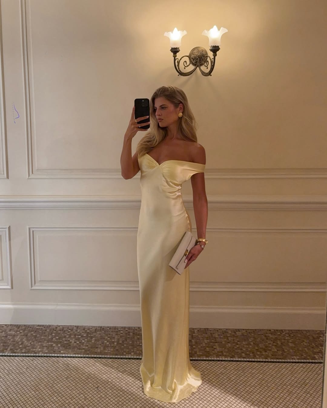 Maxi Bodycon Dress – Elegant Occasion Silhouette