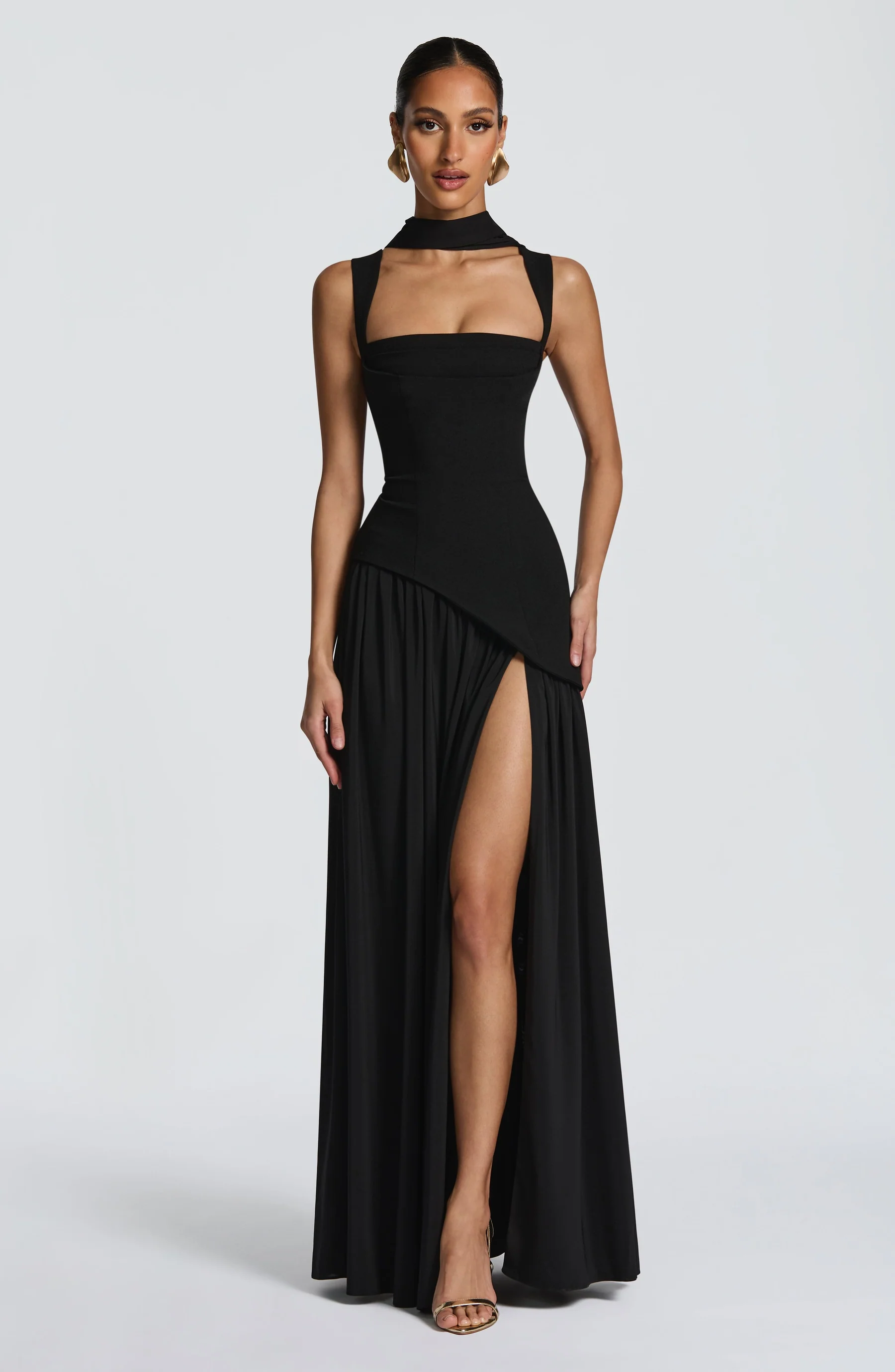 Maxi Bodycon Dress – Elegant Warm-Weather Style