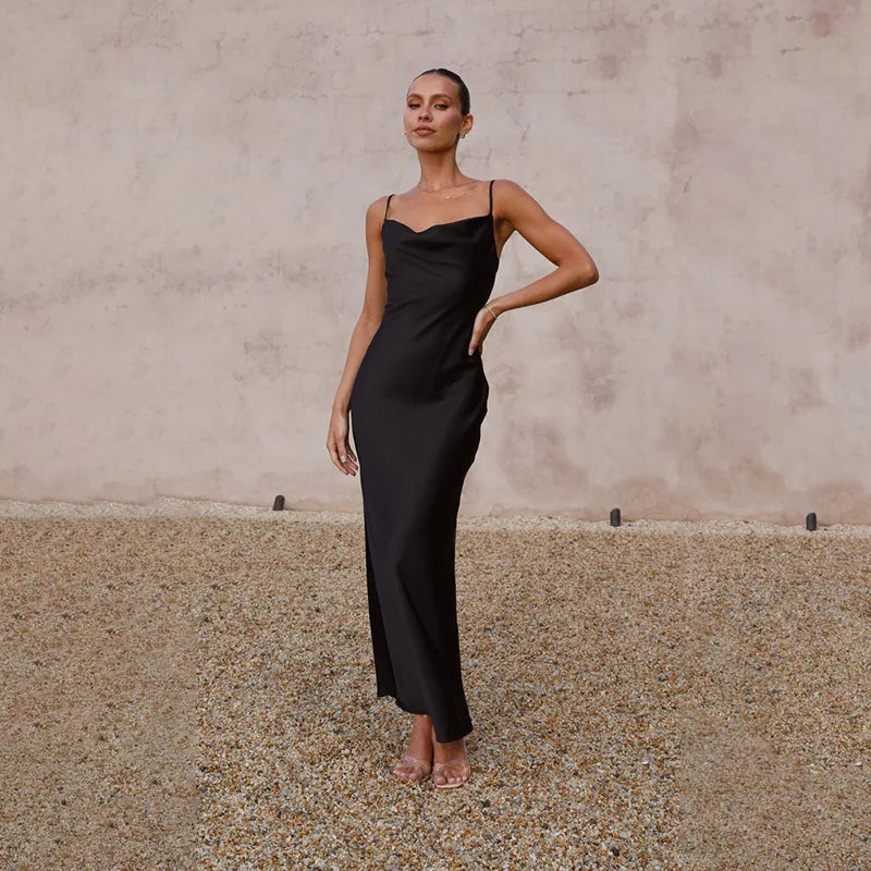 Maxi Open-Back Dress – Elegant Occasion Silhouette