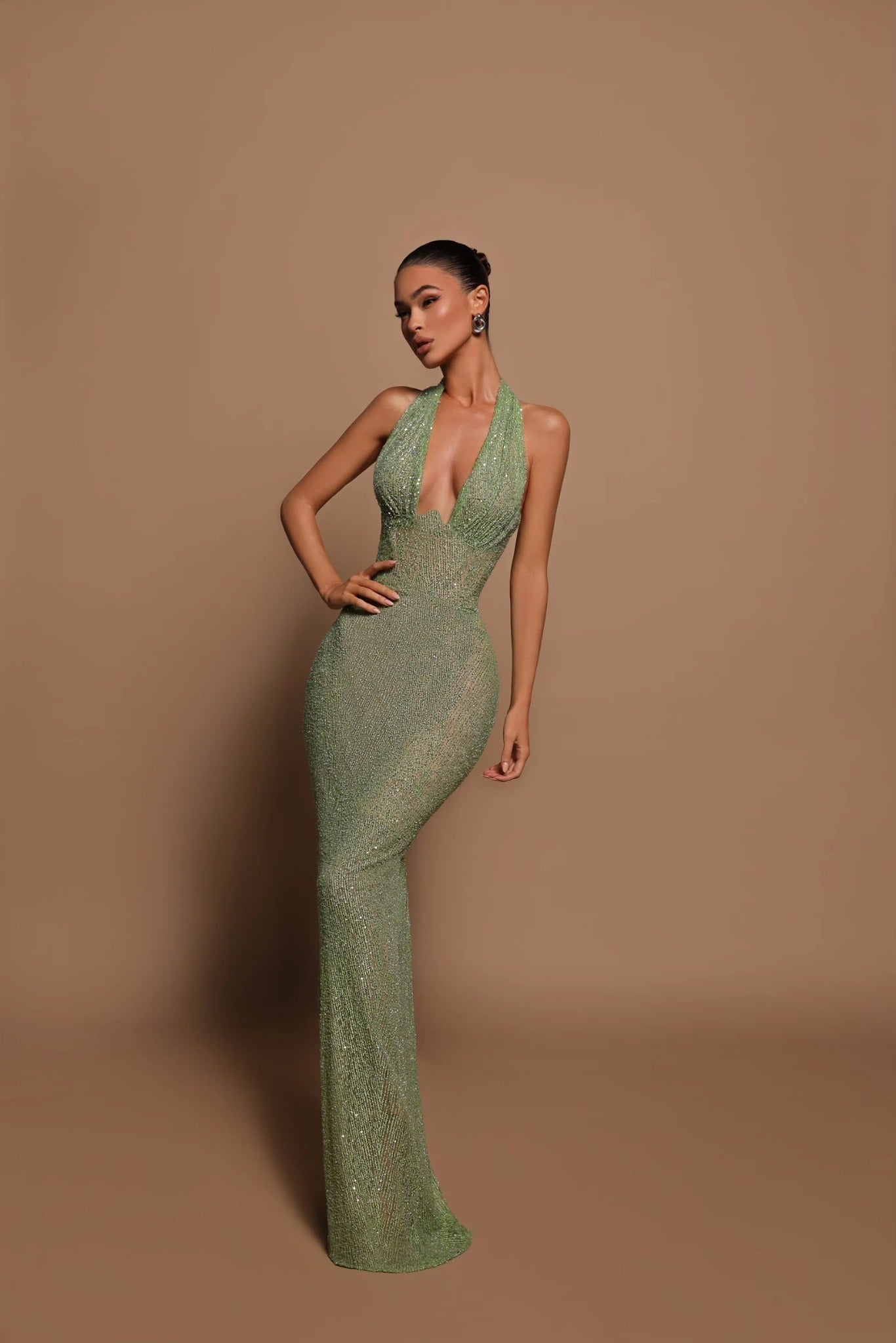 Maxi Halter Dress – Elegant Occasion Silhouette
