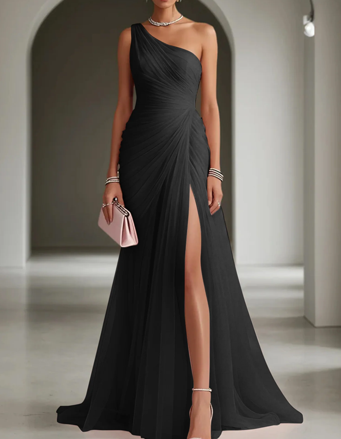 Maxi One-Shoulder Pleated Dress – Evening-Ready Elegance