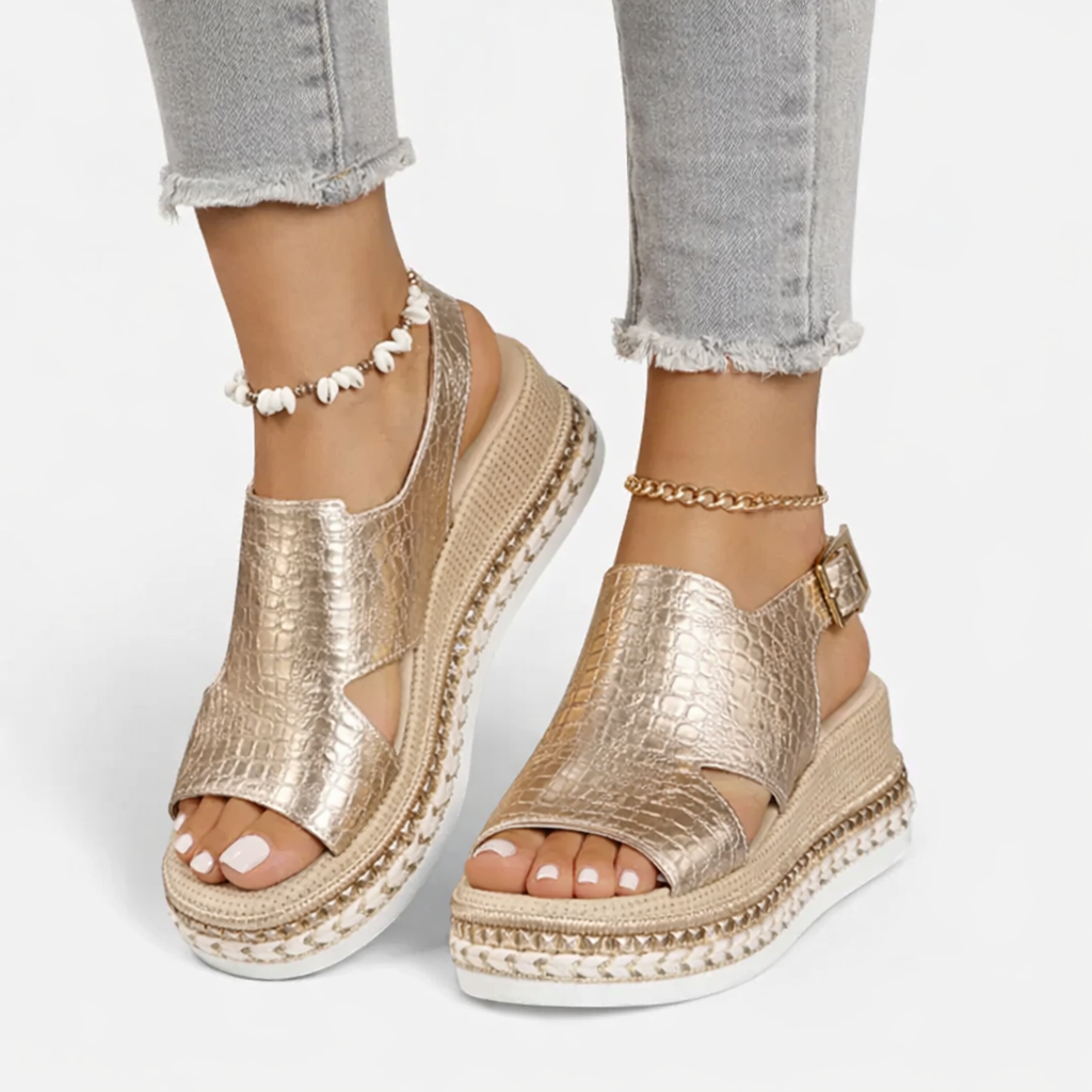 Maxi Wedge Sandals – Easy Warm-Weather Style
