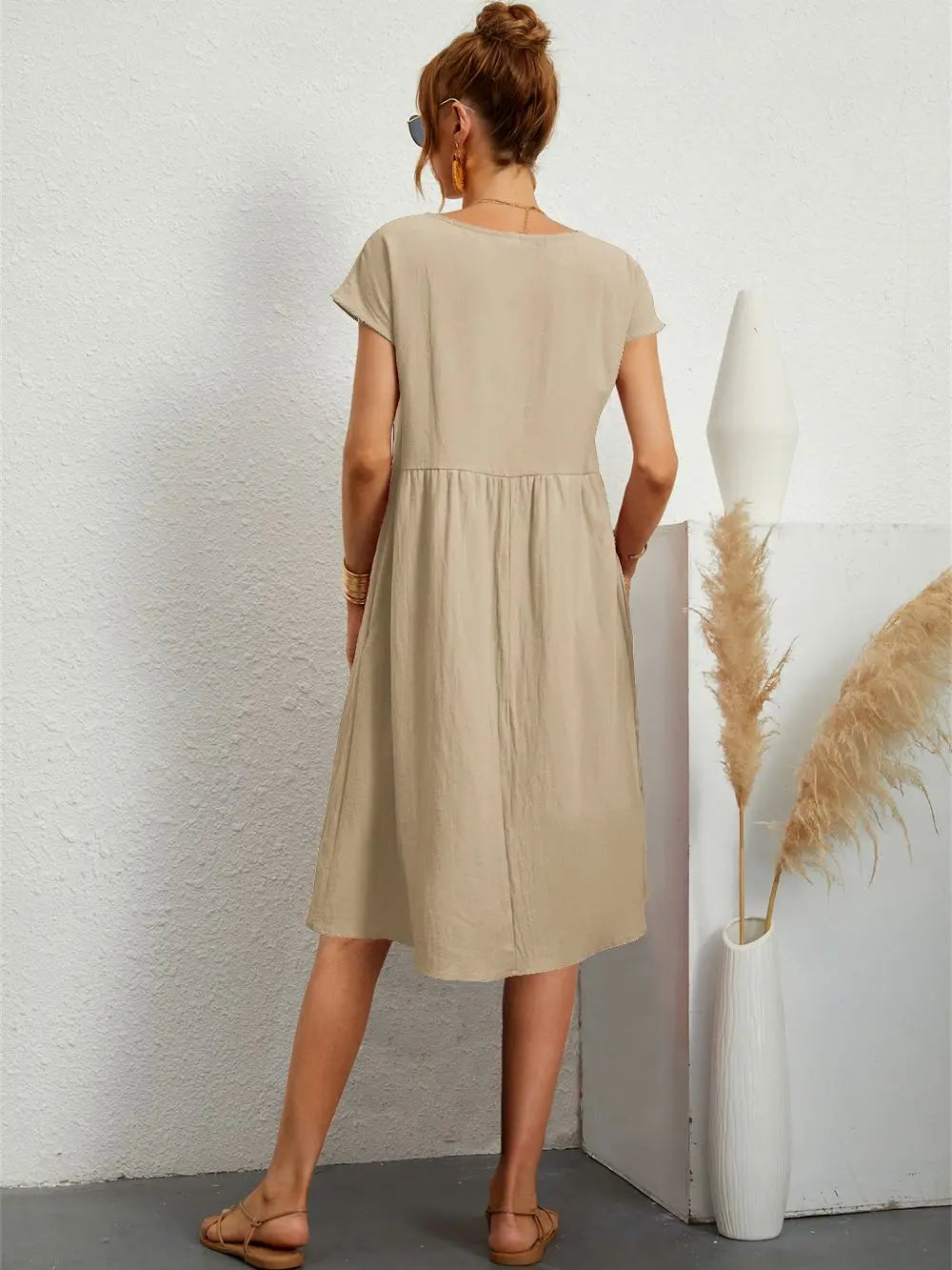 Midi Round-Neck Dress – Relaxed Summer Style
