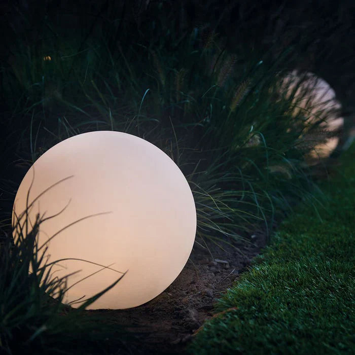 LED Outdoor Globe Light – Rechargeable Waterproof Garden Light