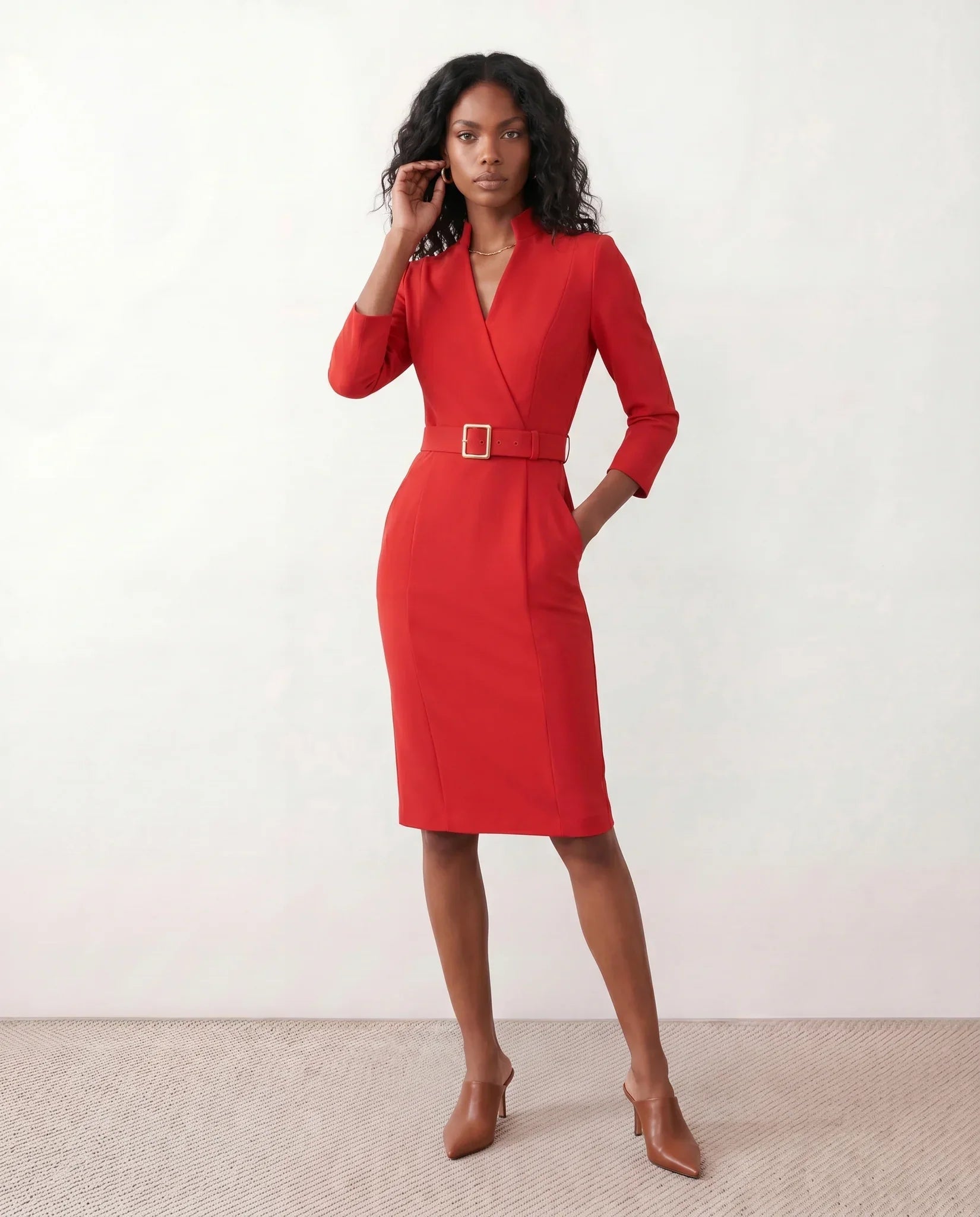 V-Neckline Dress – Elegant Occasion Silhouette
